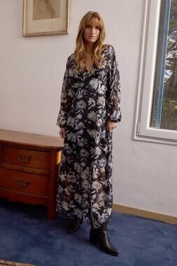 Molly Bracken Woven Floral Maxi Dress in Black Adelaide Print Size Medium